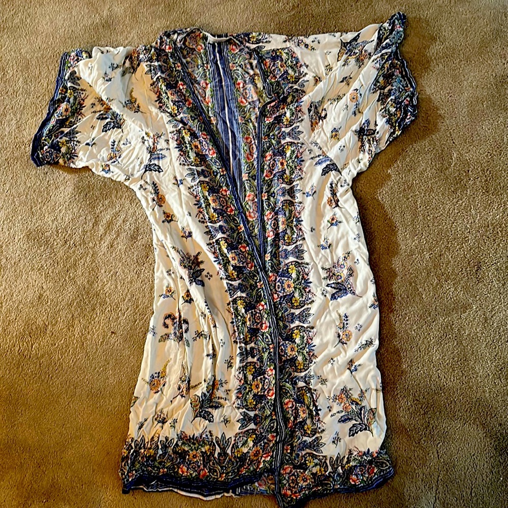 Short sleeve long floral kimono.  Brand juniper blue, bought at south moon under
